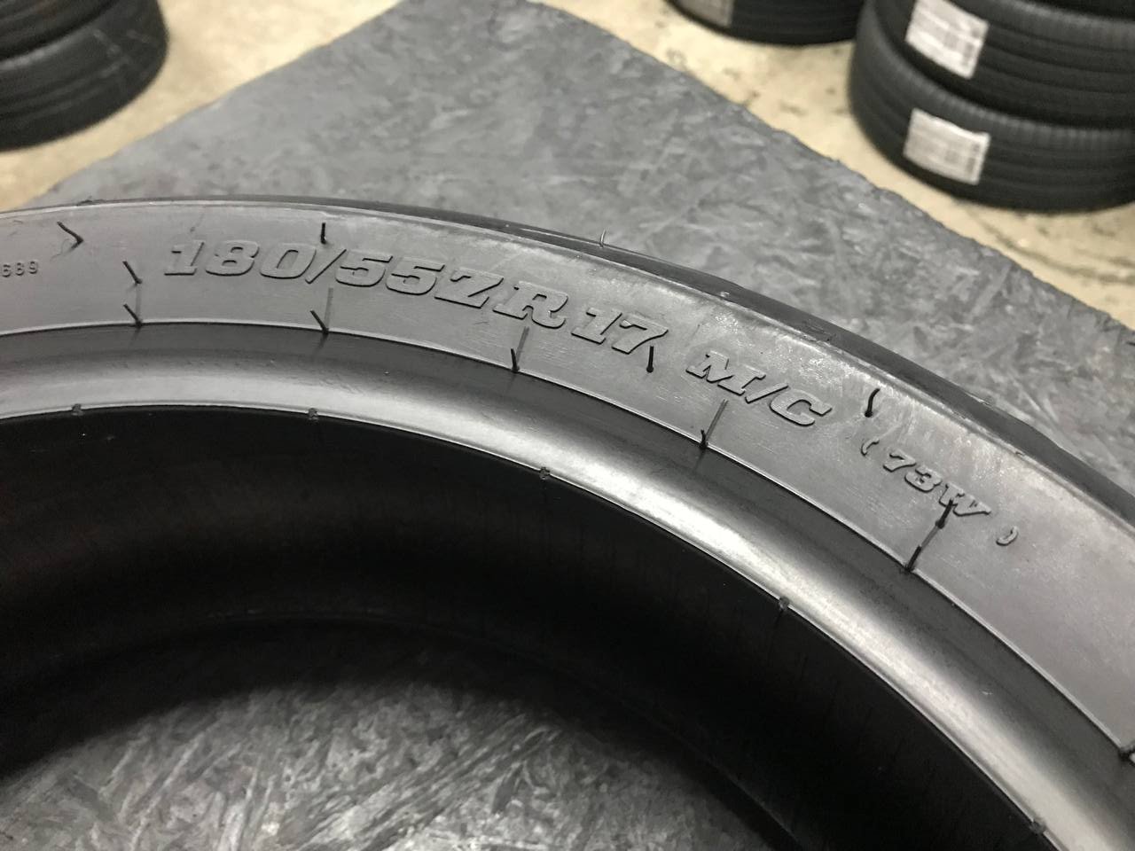 180/55 R17 Dunlop SportMax RoadSmart II