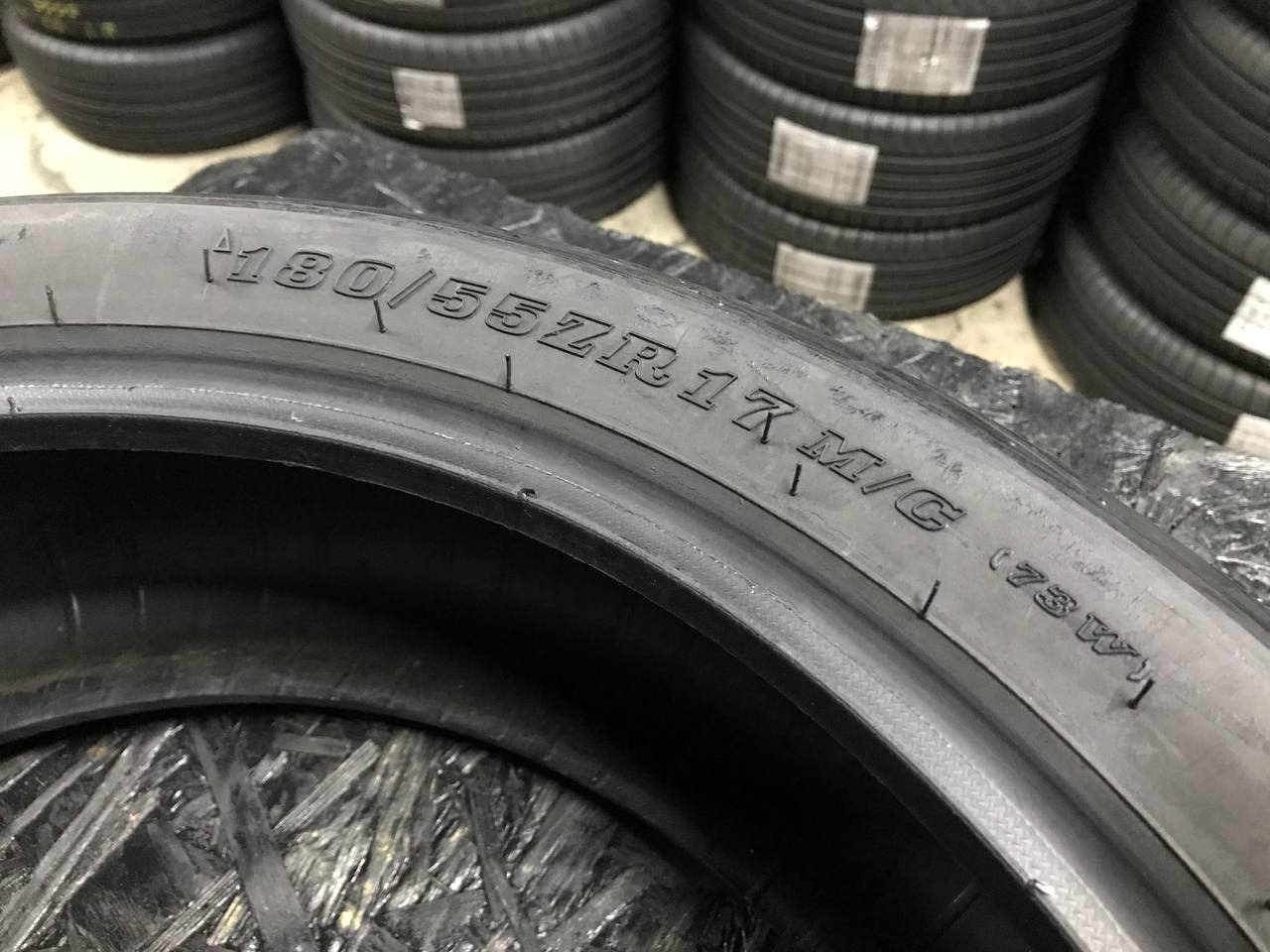 180/55 R17 Dunlop SportMax D222