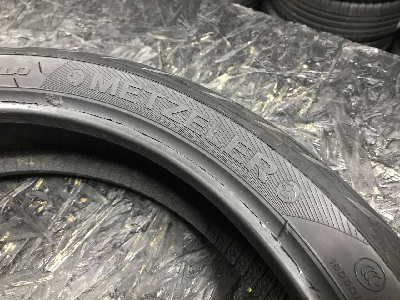 120/70 R17 Metzeler Roadtec Z8 Interact
