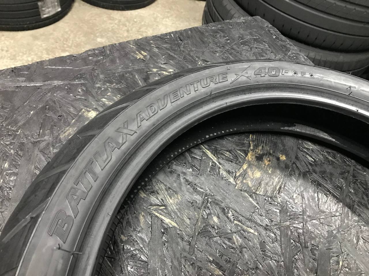 110/80 R19 Bridgestone Battlax Adventure A40F