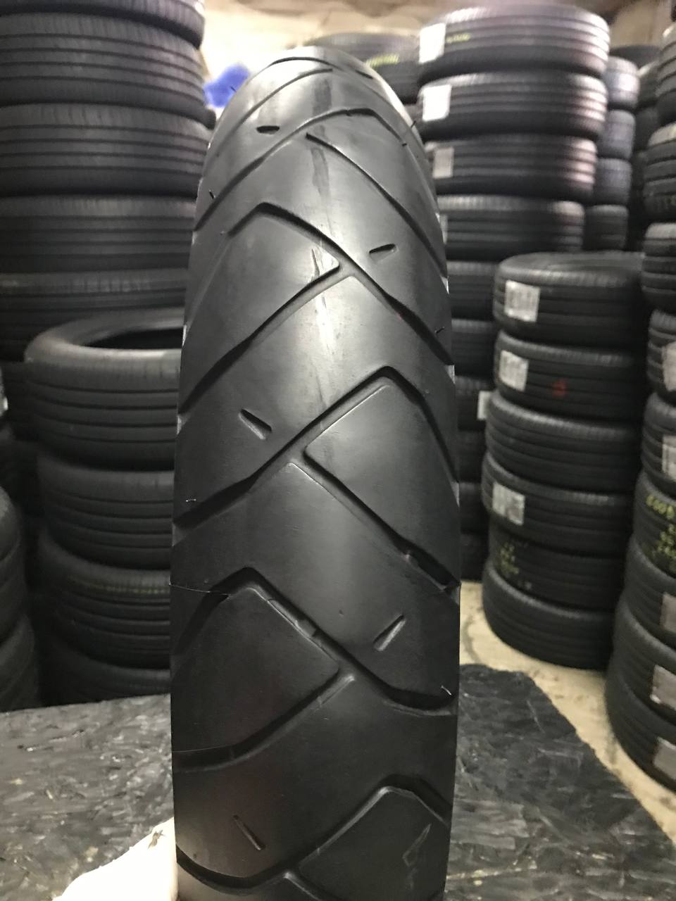 110/80 R19 Bridgestone Battlax Adventure A40F