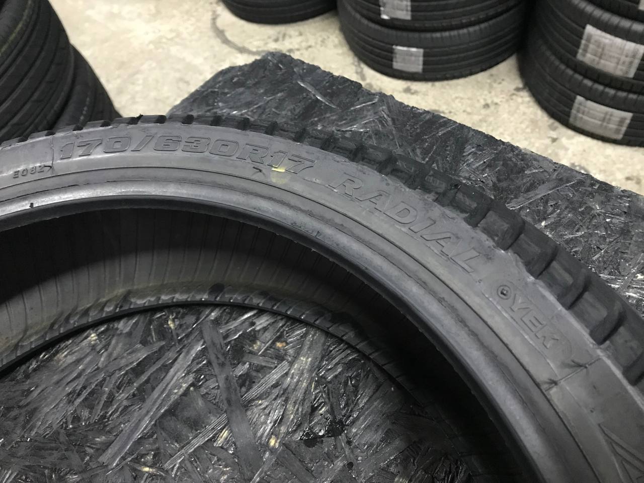 170/630 R17 Bridgestone Racing Battlax