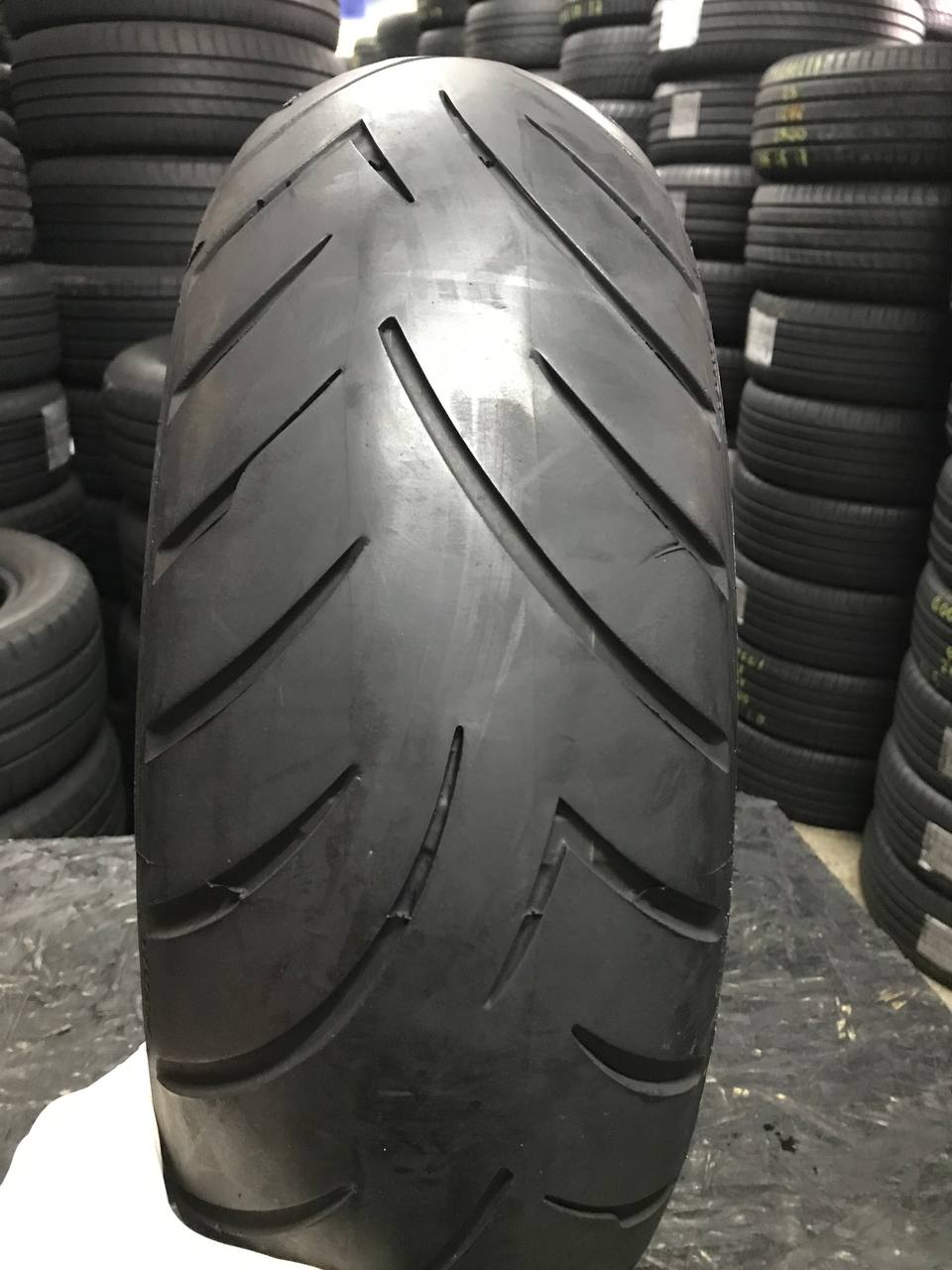 180/55 R17 Avon AV56 Storm ST