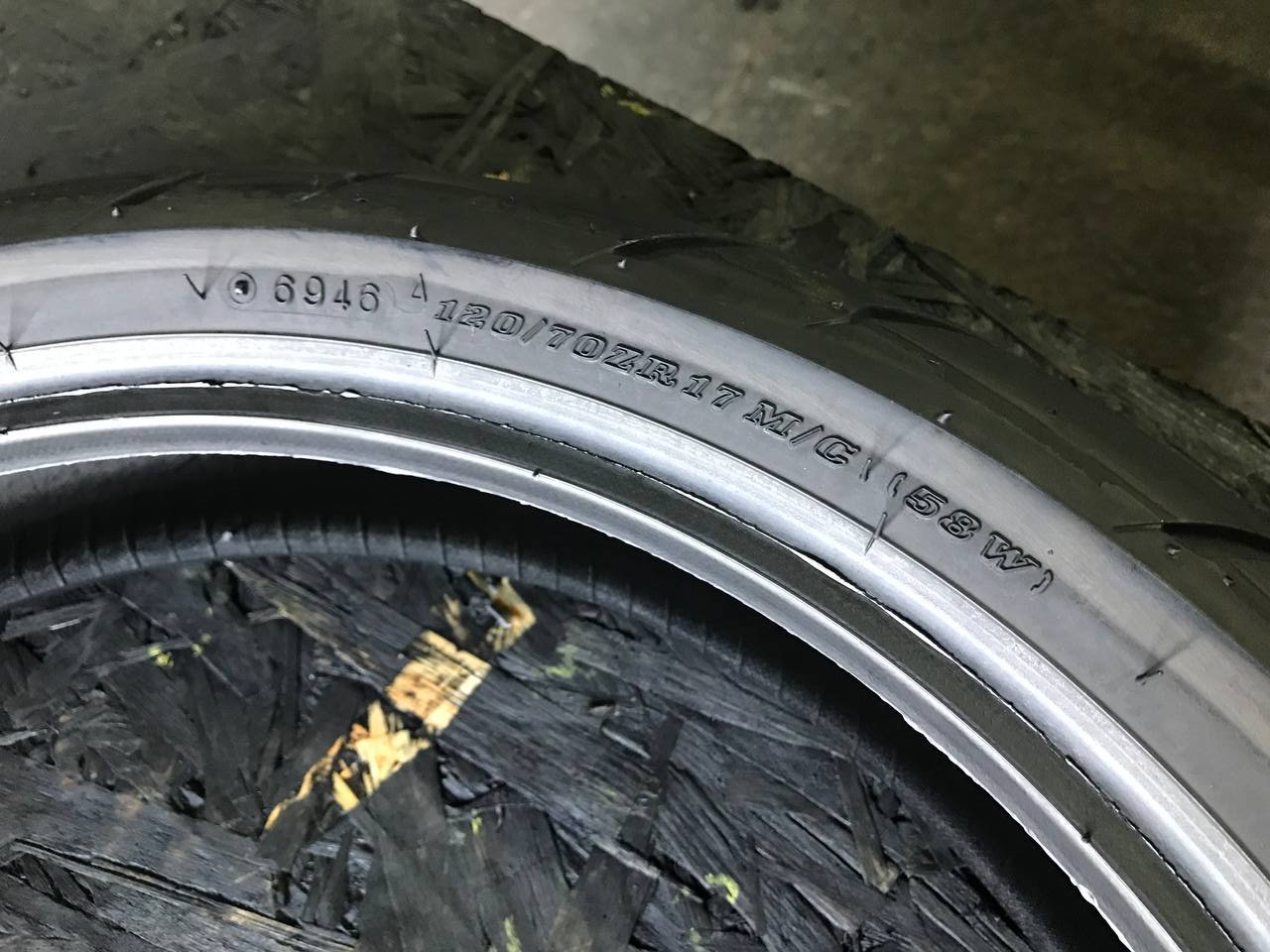 120/70 R17 Dunlop Sportmax GPR 300F