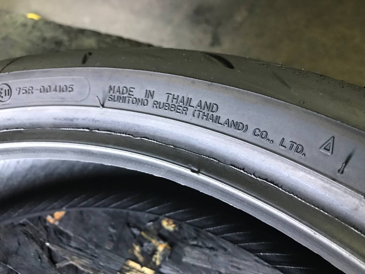 120/70 R17 Dunlop SportMax RoadSport 2