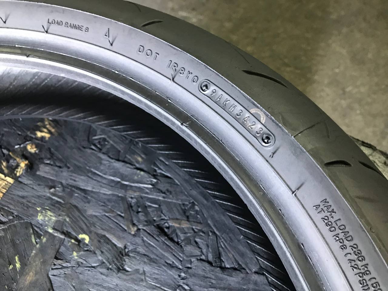 120/70 R17 Dunlop SportMax RoadSport 2