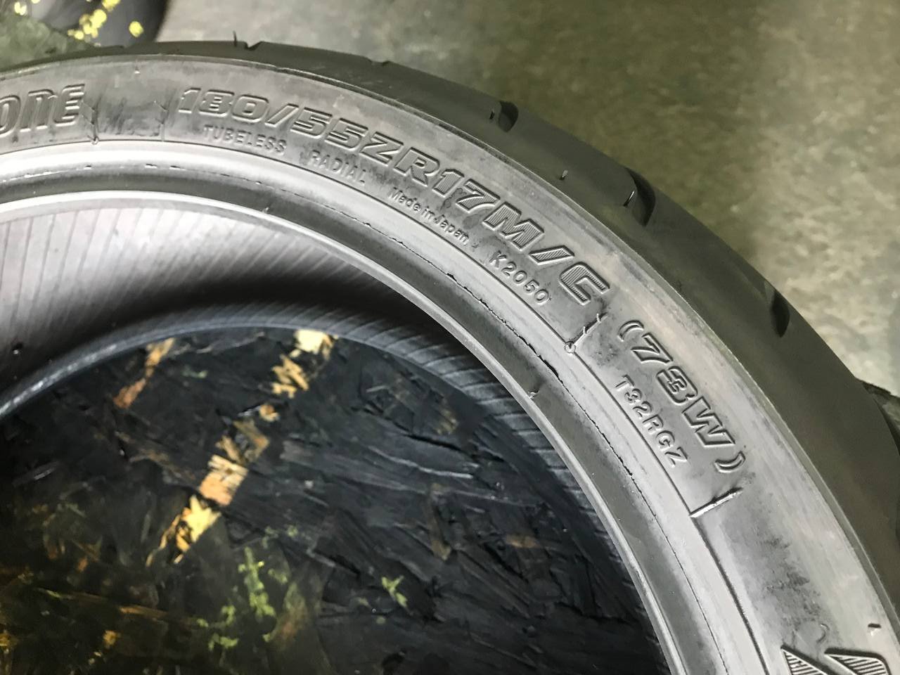 180/55 R17 Bridgestone Battlax Sport Touring T32R