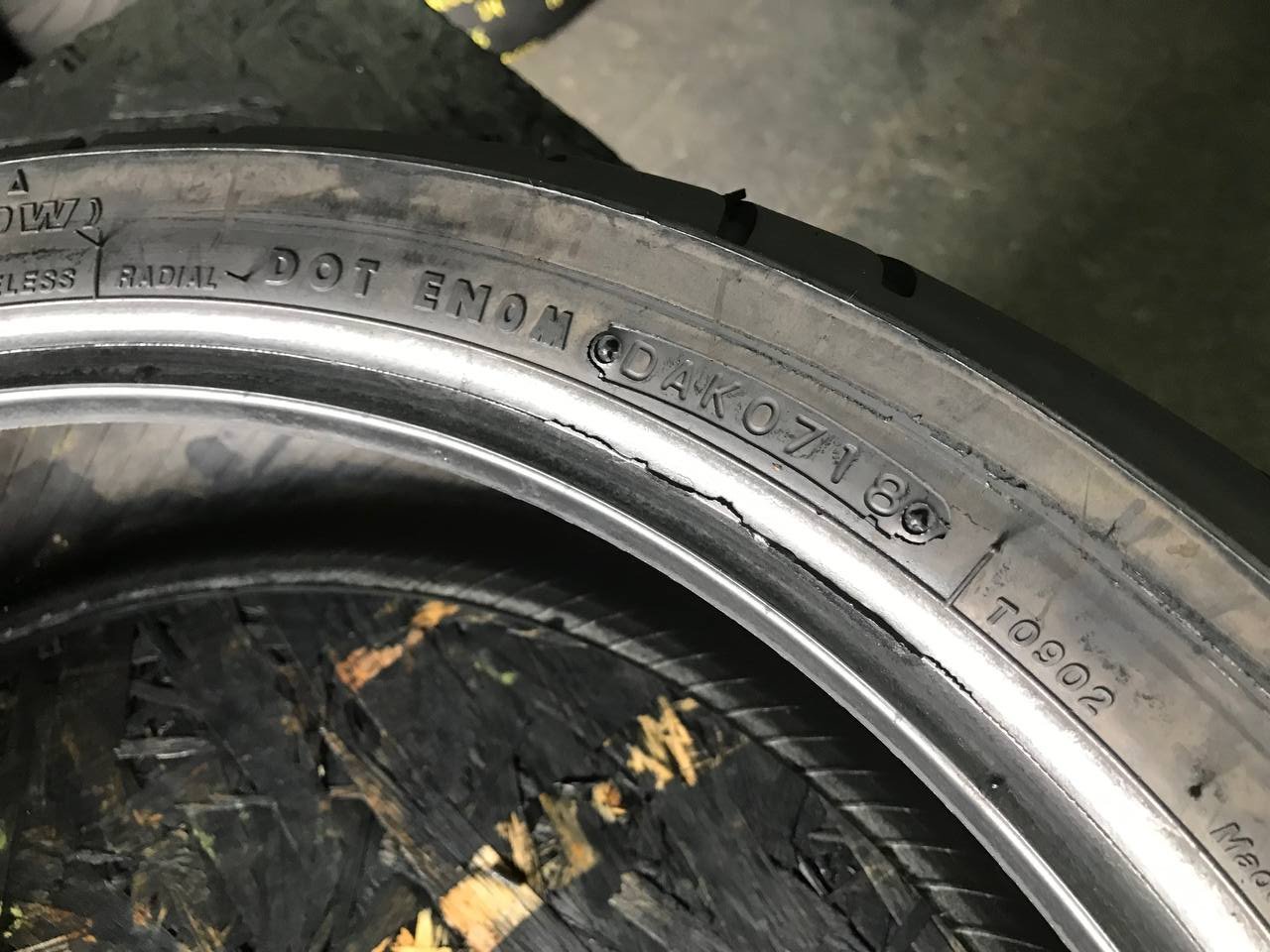 160/60 R18 Bridgestone Battlax Sport Touring BT023R