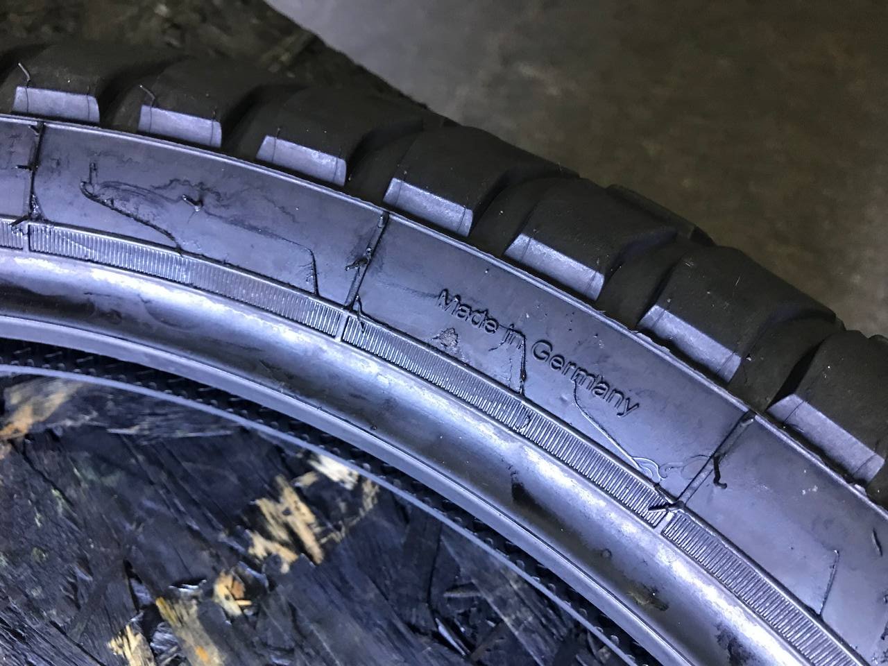 90/90 R21 Heidenau K60