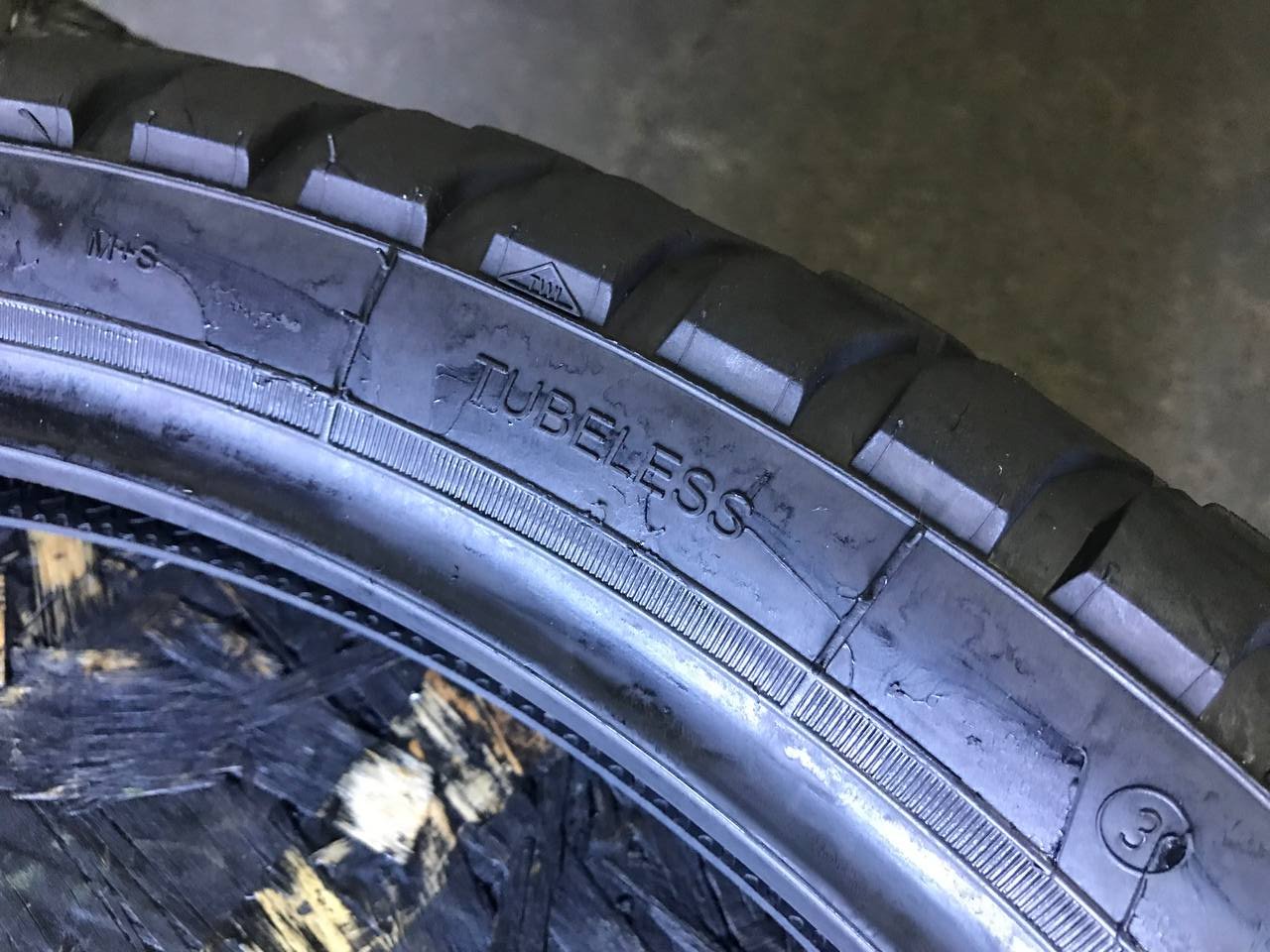 90/90 R21 Heidenau K60