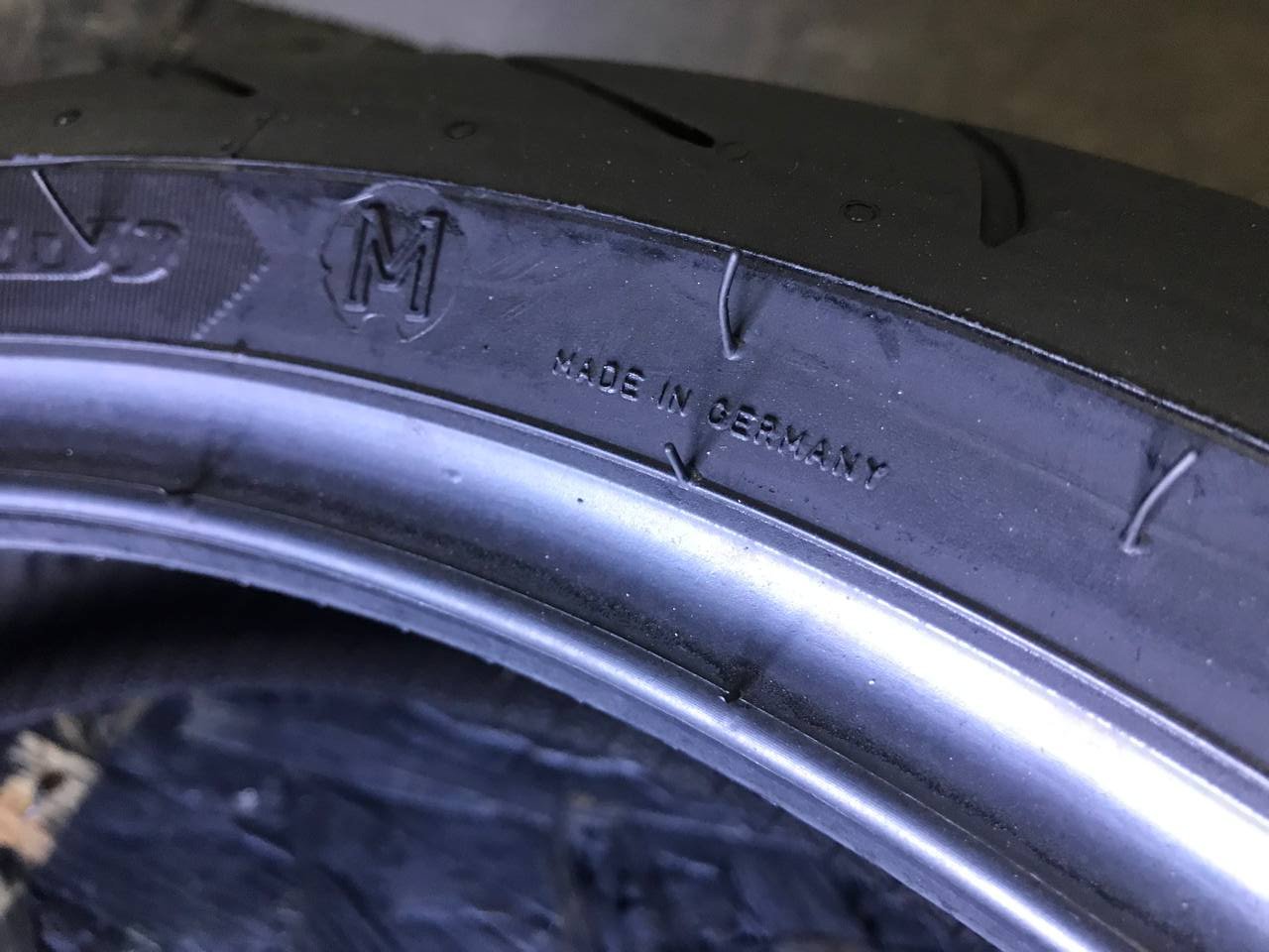 120/70 R17 Metzeler Sportec M7 RR