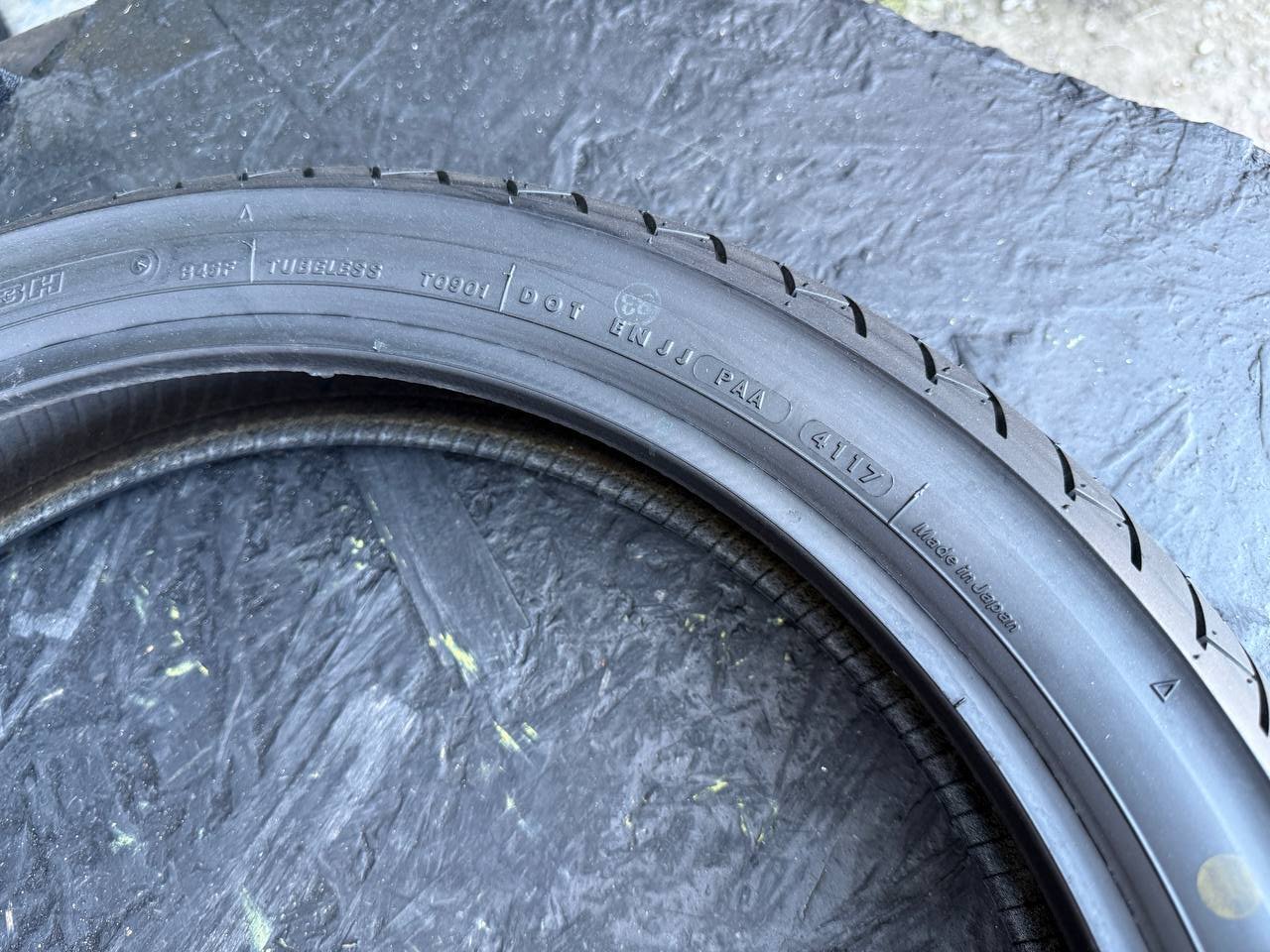100/80 R18 Bridgestone Battlax BT45F