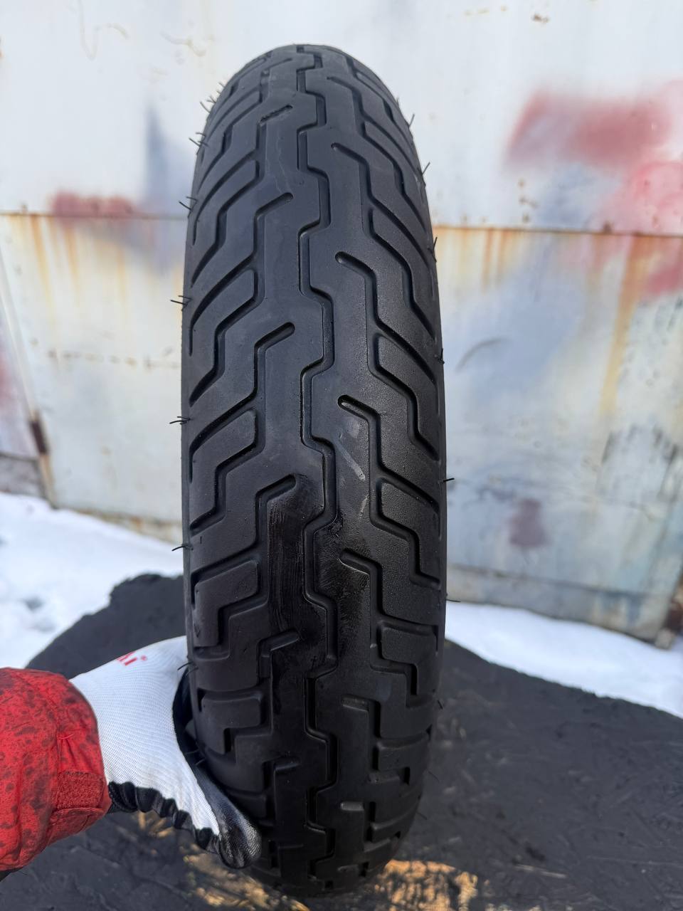 130/90 R16 Dunlop D402F