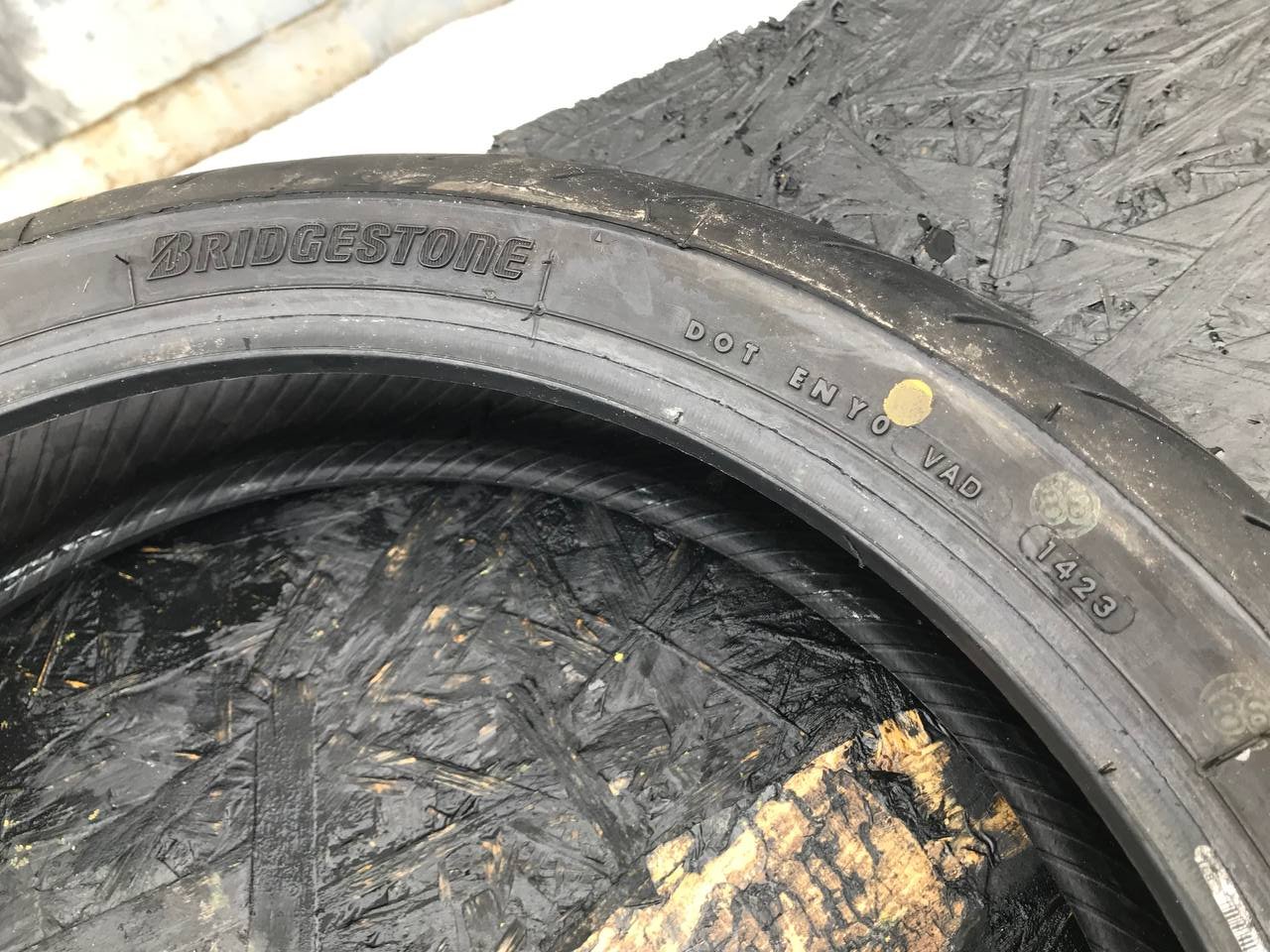 120/70 R17 Bridgestone Battlax Hypersport S22F