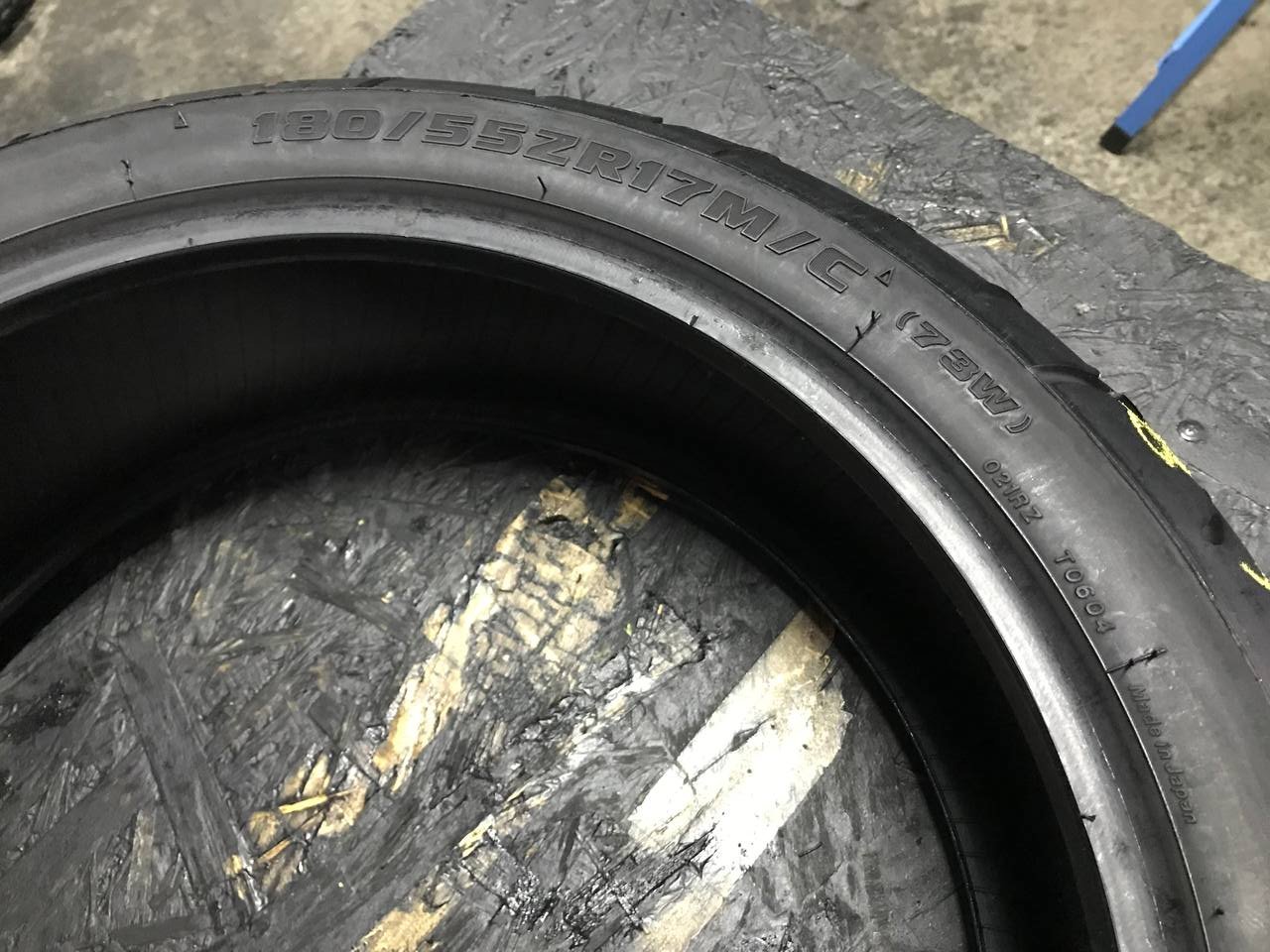 180/55 R17 Bridgestone Battlax Sport Touring BT021R