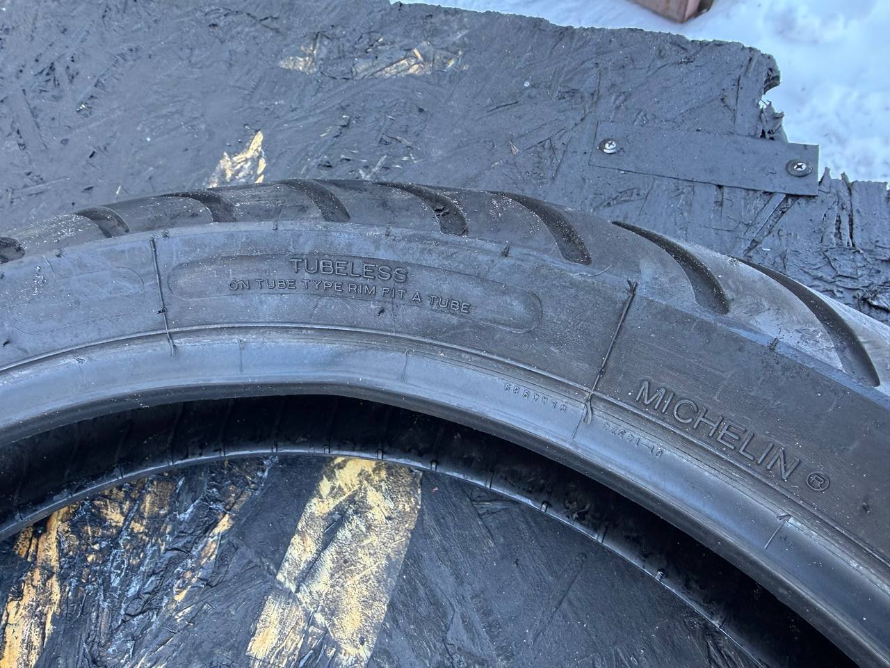 130/70 R17 Michelin Pilot Street