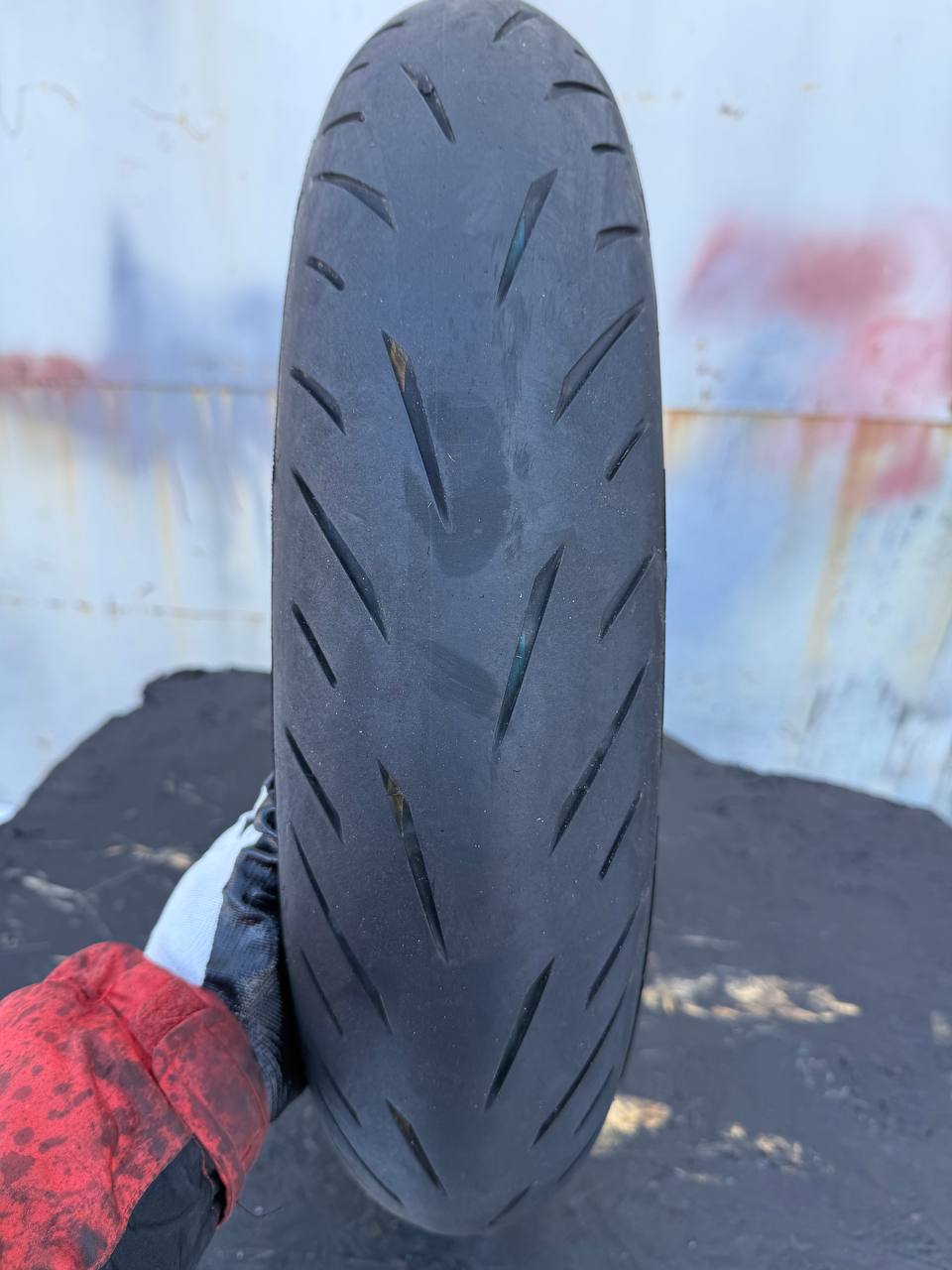 120/70 R17 Bridgestone Battlax Hypersport S22F