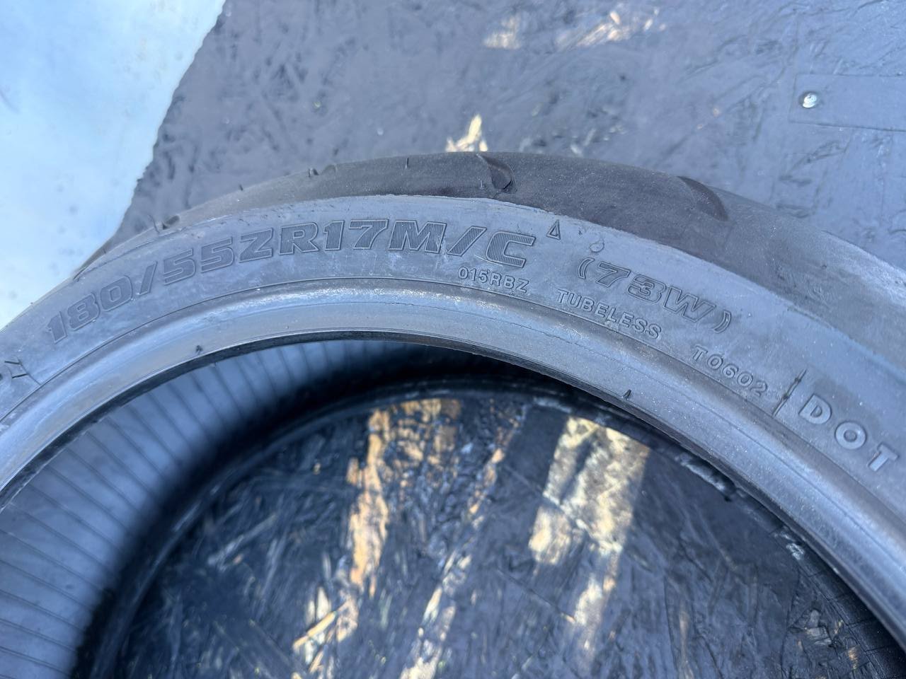 180/55 R17 Bridgestone Battlax BT015R