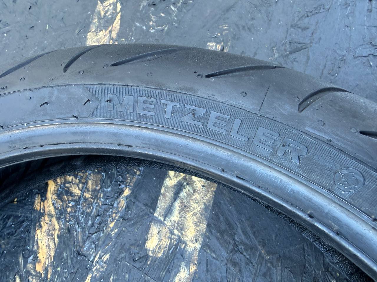 120/70 R17 Metzeler Sportec M7 RR