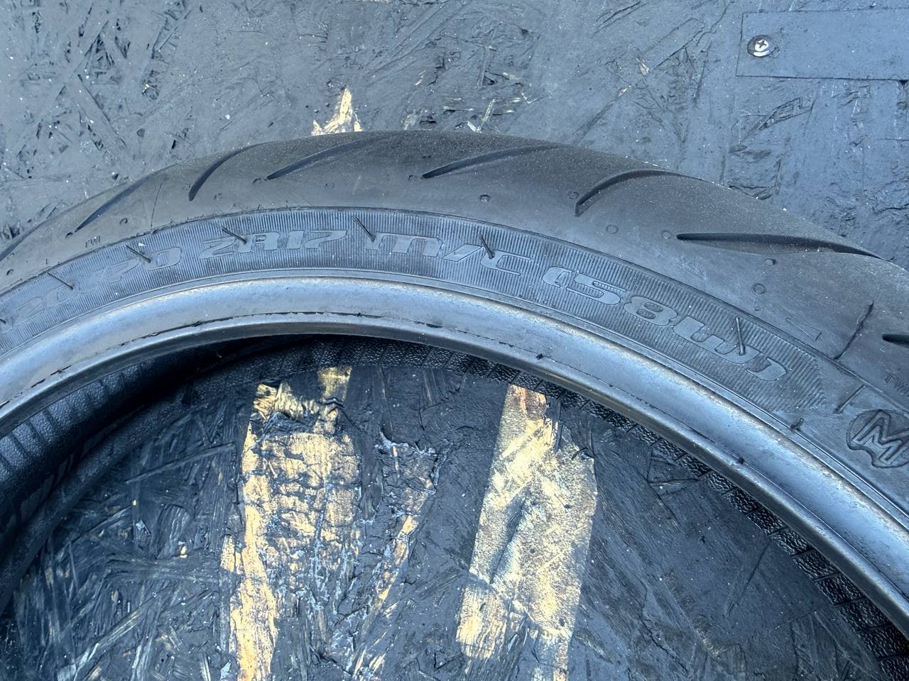 120/70 R17 Metzeler Sportec M7 RR