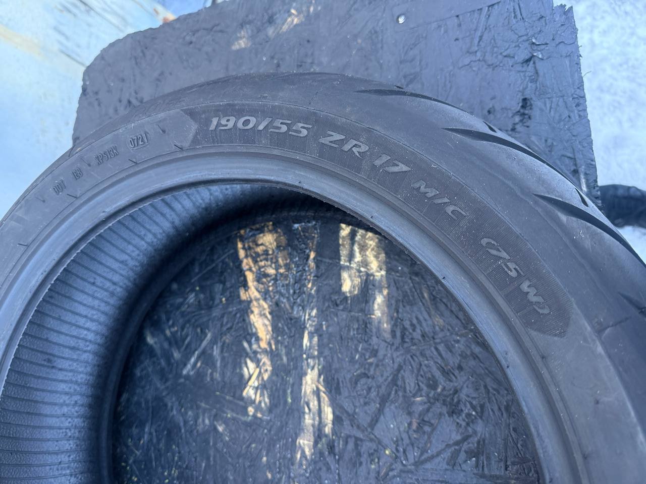 190/55 R17 Metzeler Roadtec 01 SE