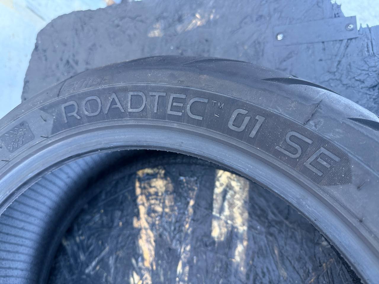 190/55 R17 Metzeler Roadtec 01 SE
