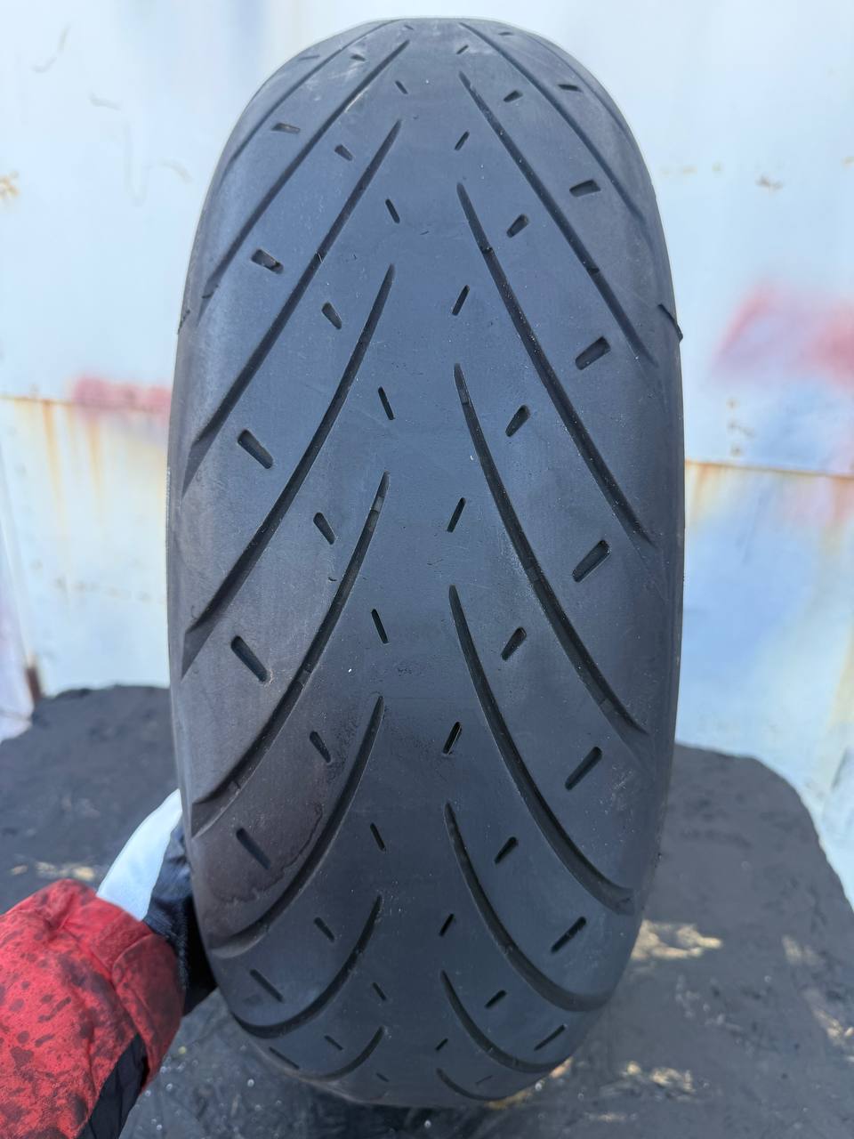 190/55 R17 Metzeler Roadtec 01 SE