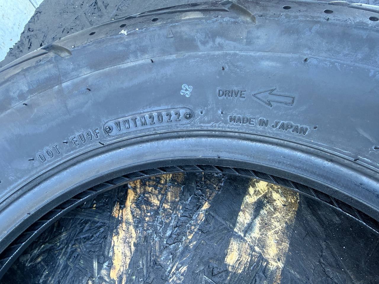 150/90 R15 Dunlop Qualifier K525