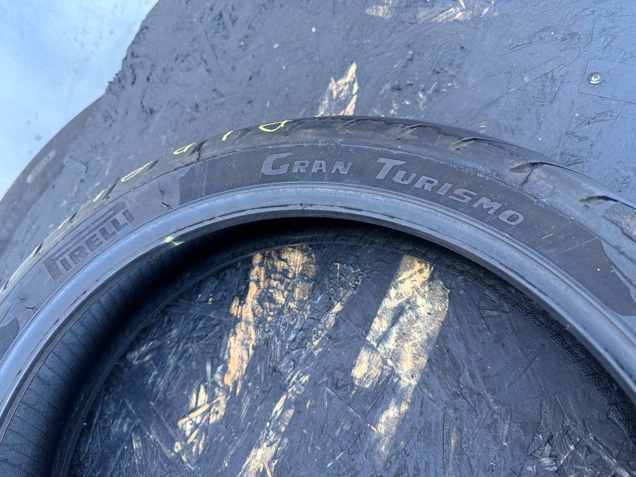 120/70 R17 Pirelli Angel GT II