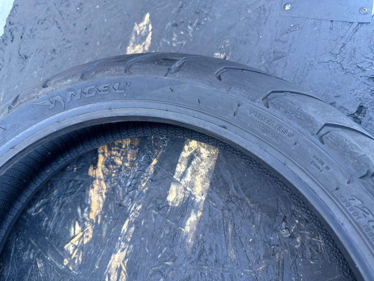 120/70 R17 Pirelli Angel ST