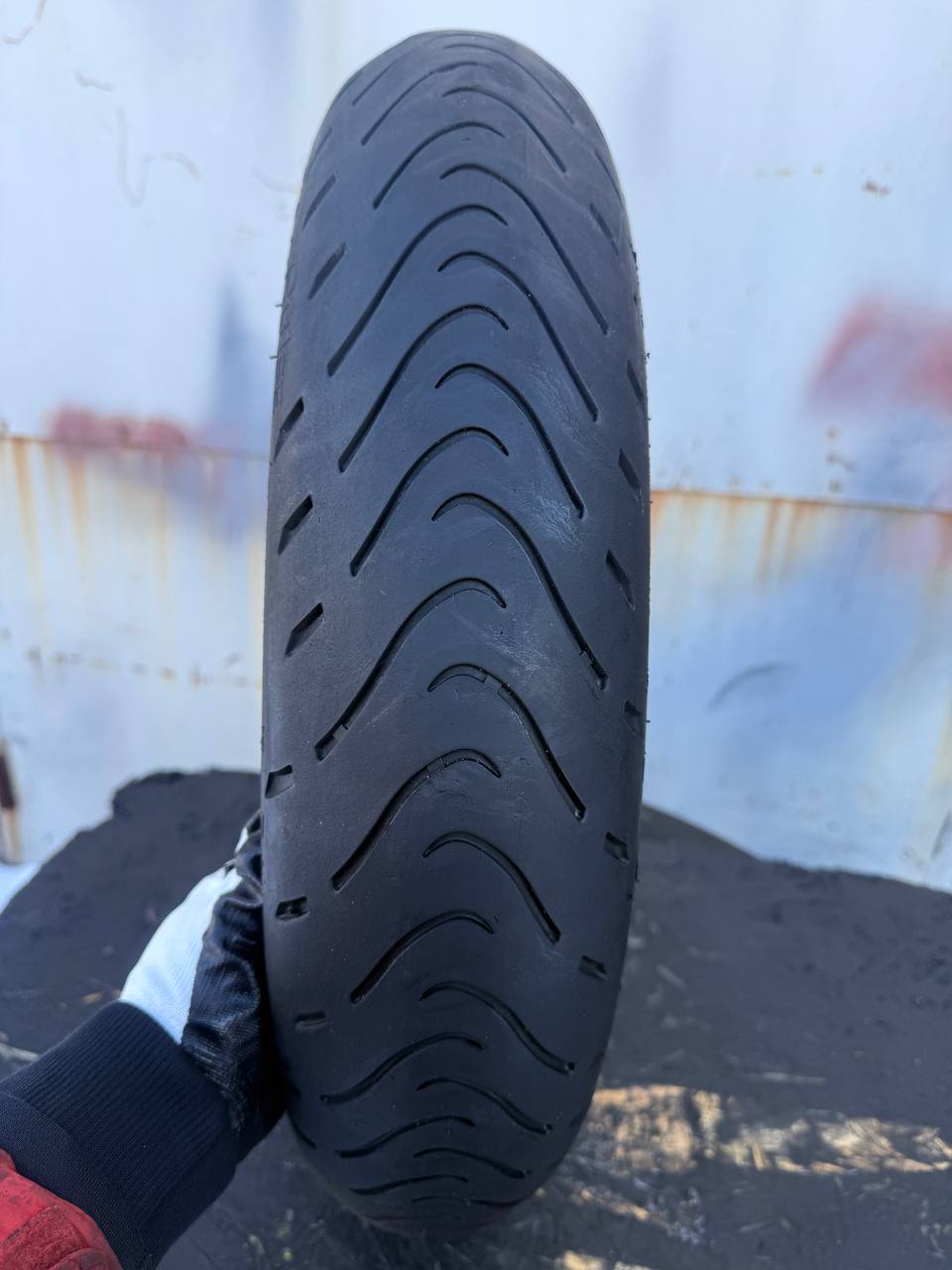 120/70 R17 Metzeler Roadtec 01 SE