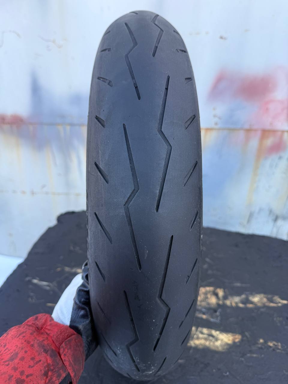 120/70 R17 Pirelli Diablo Rosso IV