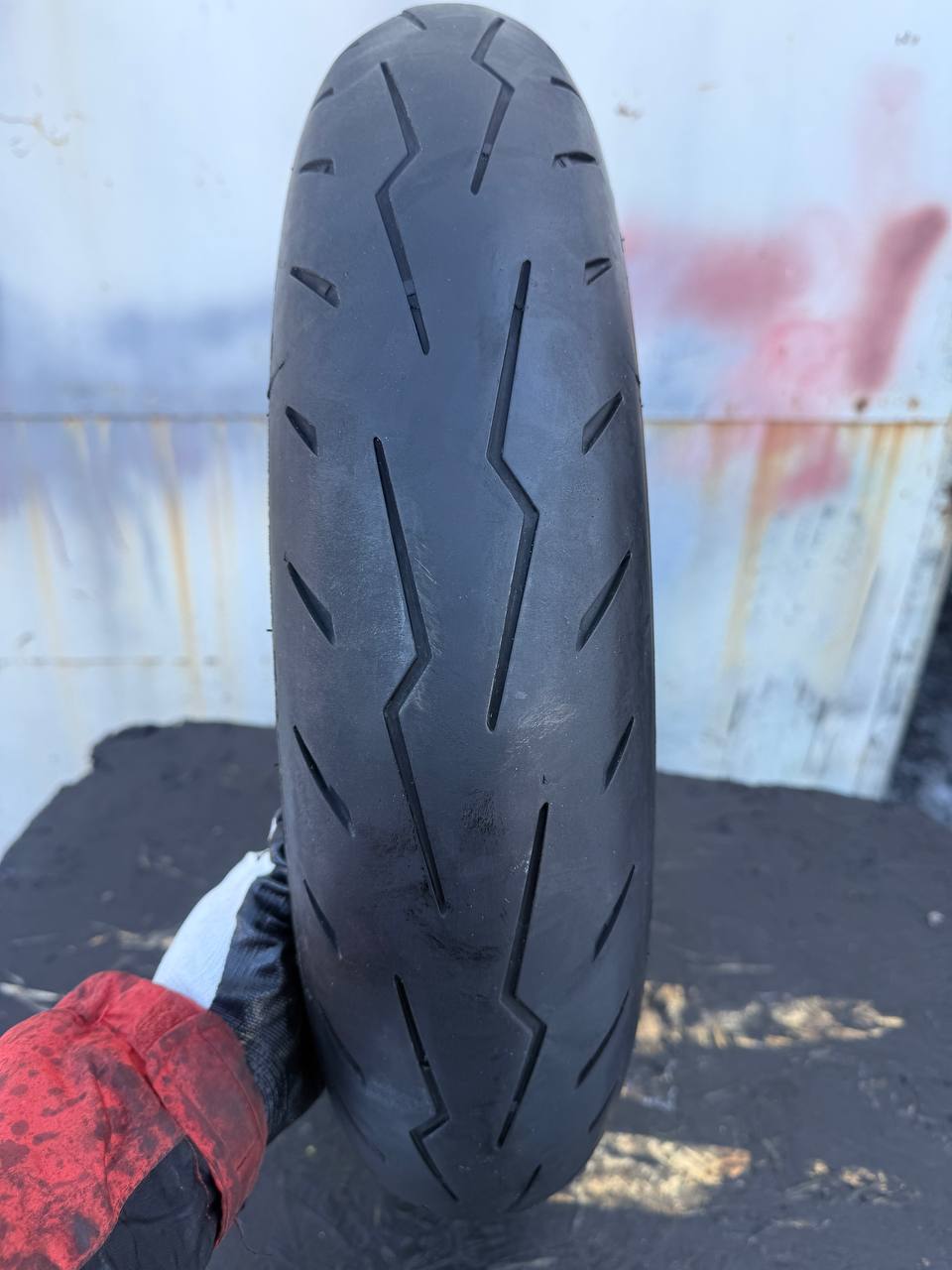 120/70 R17 Pirelli Diablo Rosso IV