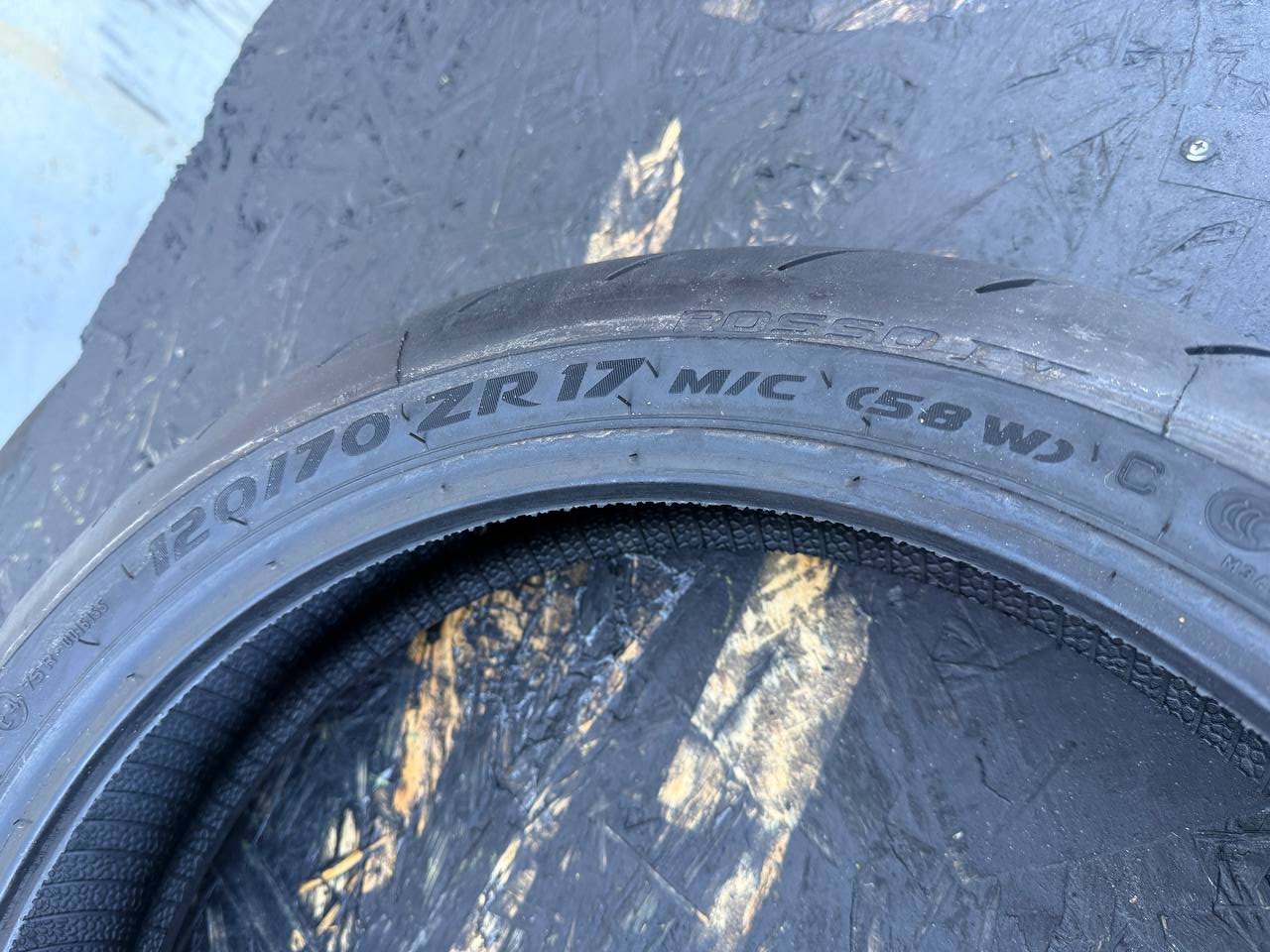 120/70 R17 Pirelli Diablo Rosso IV