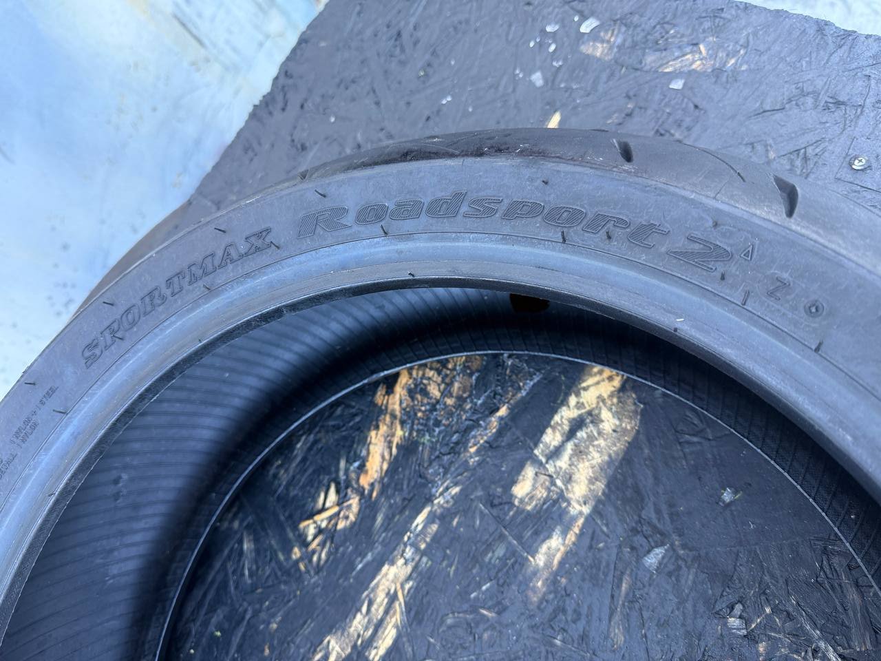180/55 R17 Dunlop SportMax RoadSport 2