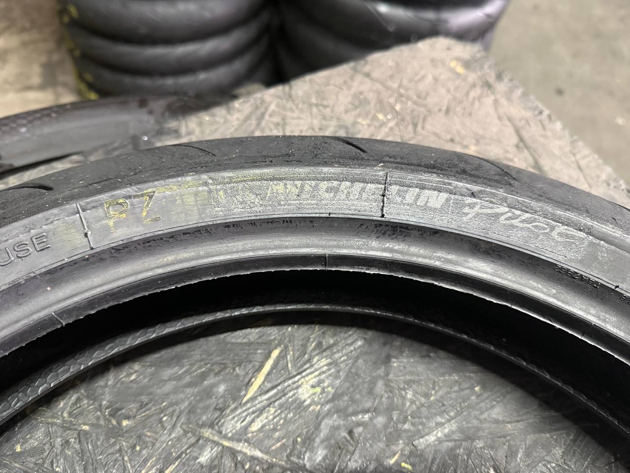 /60 R17 Michelin Pilot