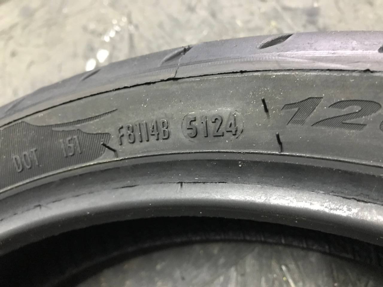 120/70 R17 Pirelli Angel GT II