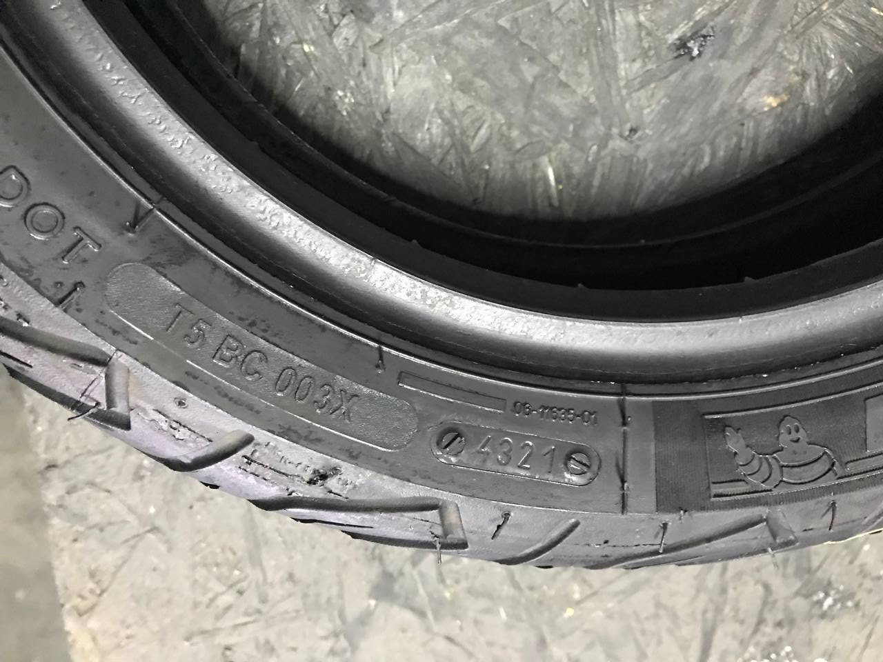 120/70 R11 Michelin City Grip