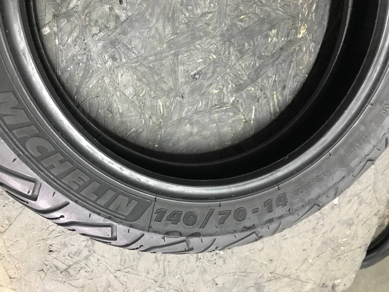 140/70 R14 Michelin City Grip 2