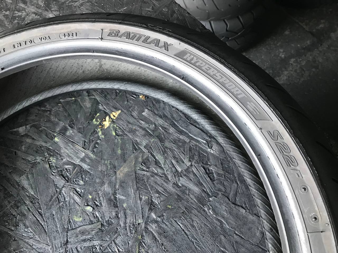 120/70 R17 Bridgestone Battlax Hypersport S22F