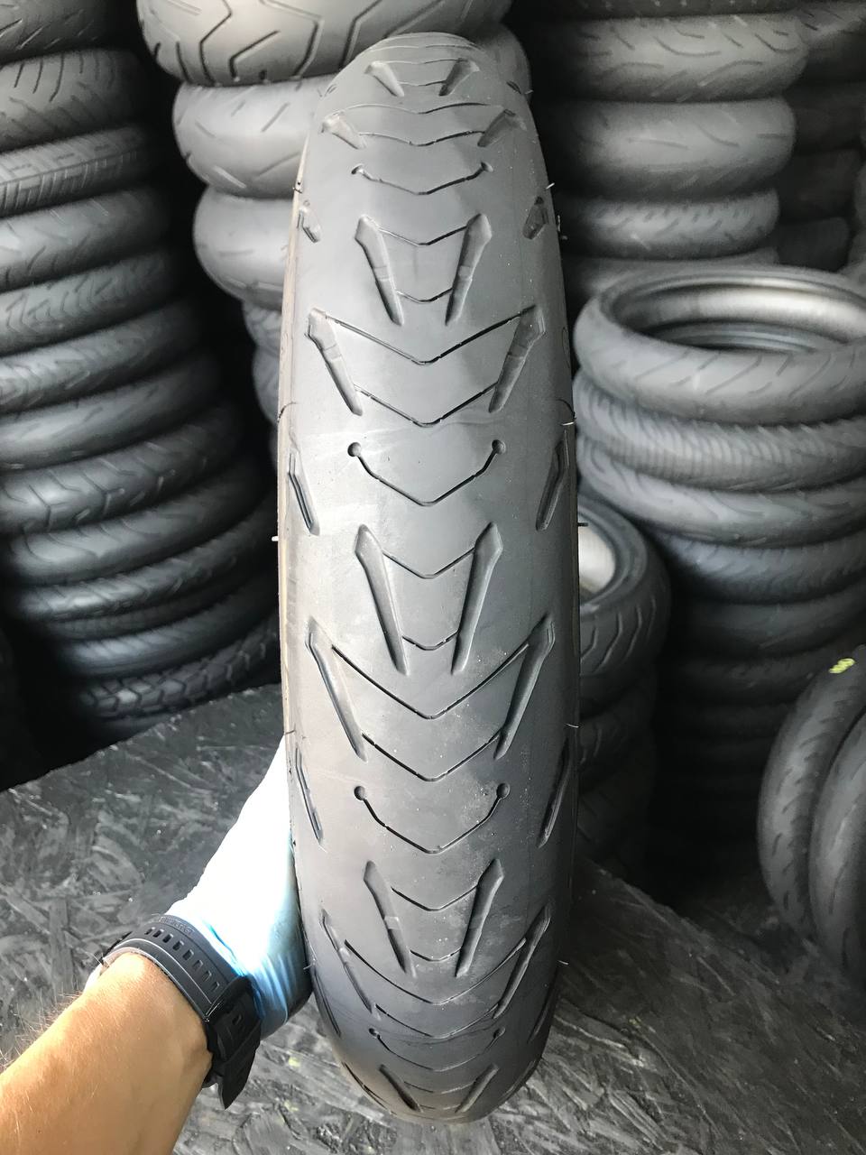 120/70 R17 Michelin Road 5
