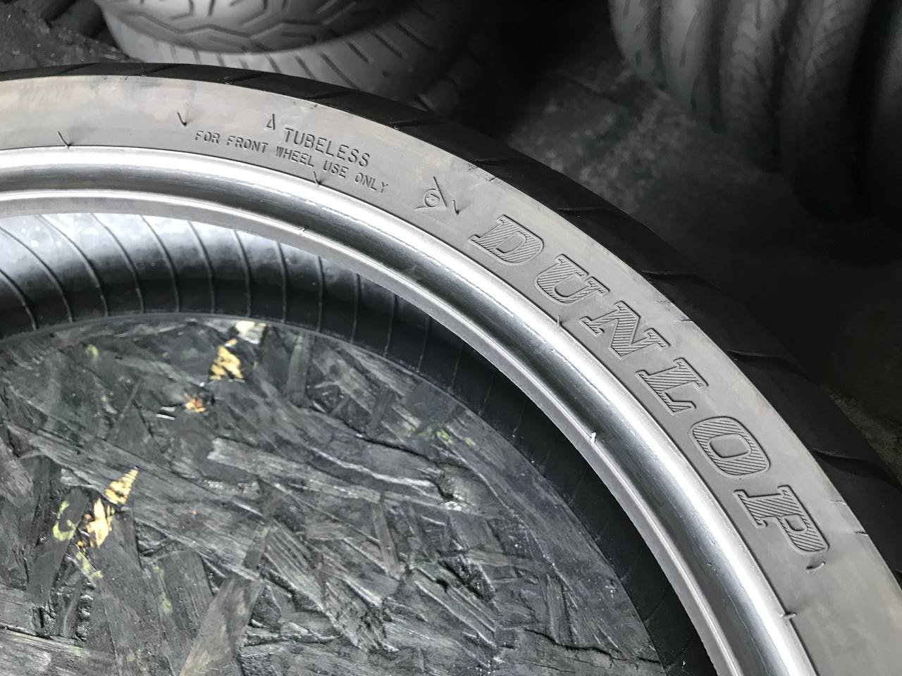 120/70 R18 Dunlop SportMax D220F ST