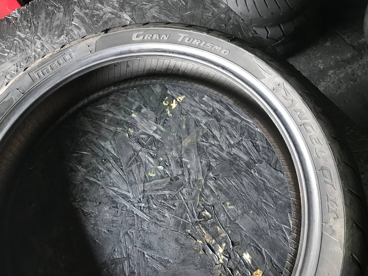 120/70 R17 Pirelli Angel GT II