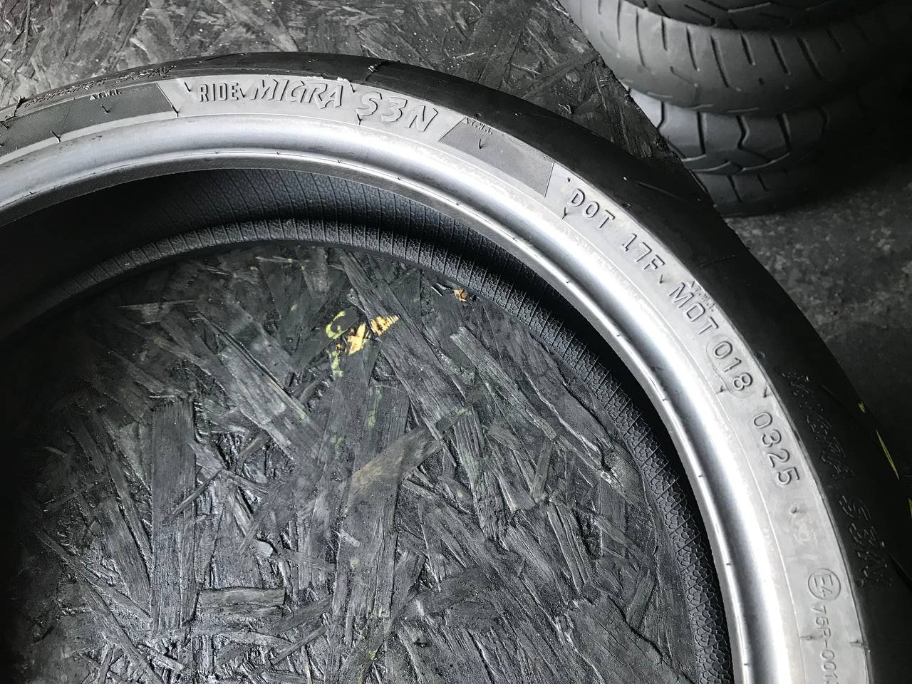120/70 R17 CST RideMigra S3N