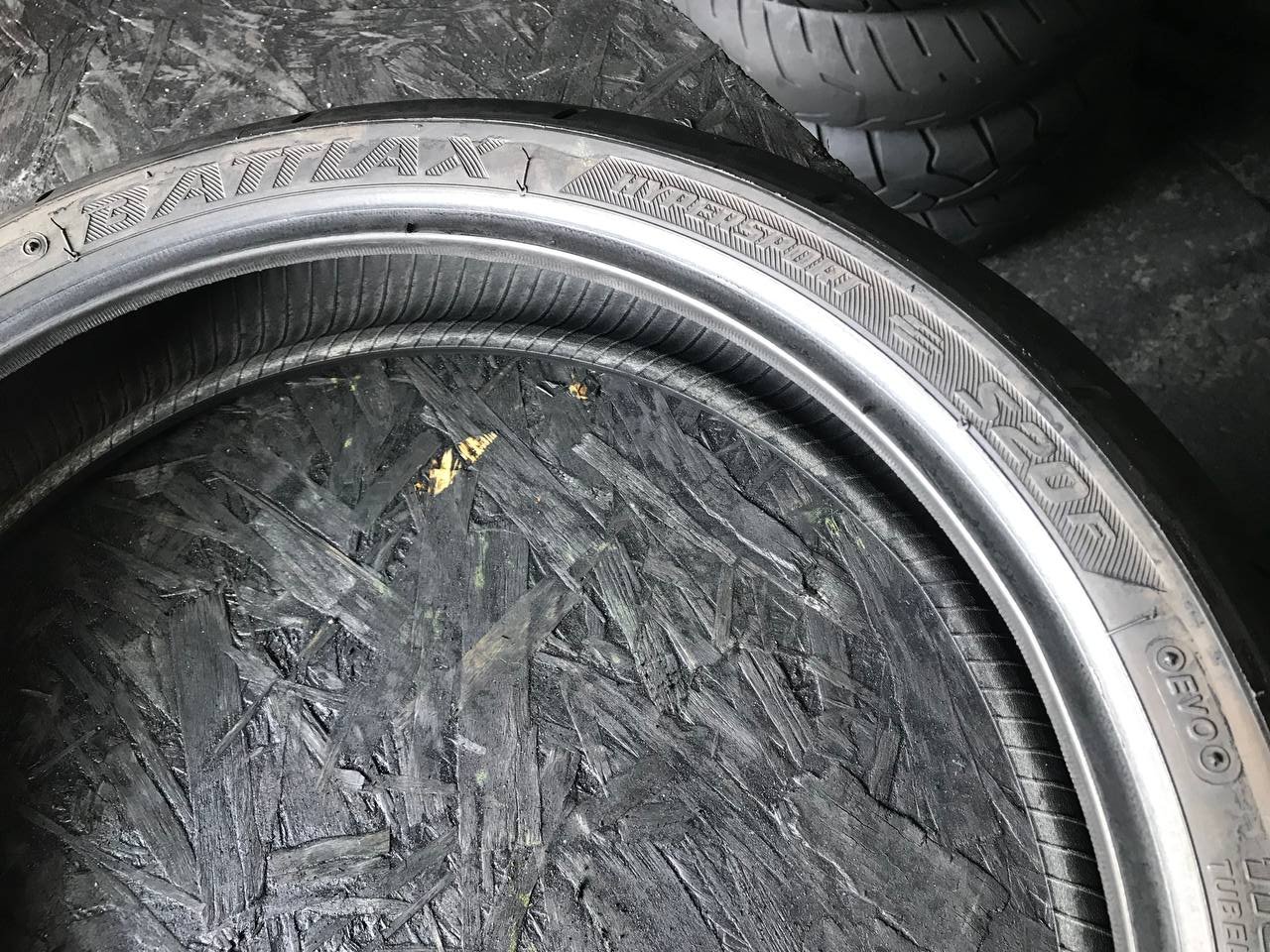 110/70 R17 Bridgestone Battlax Hypersport S20F