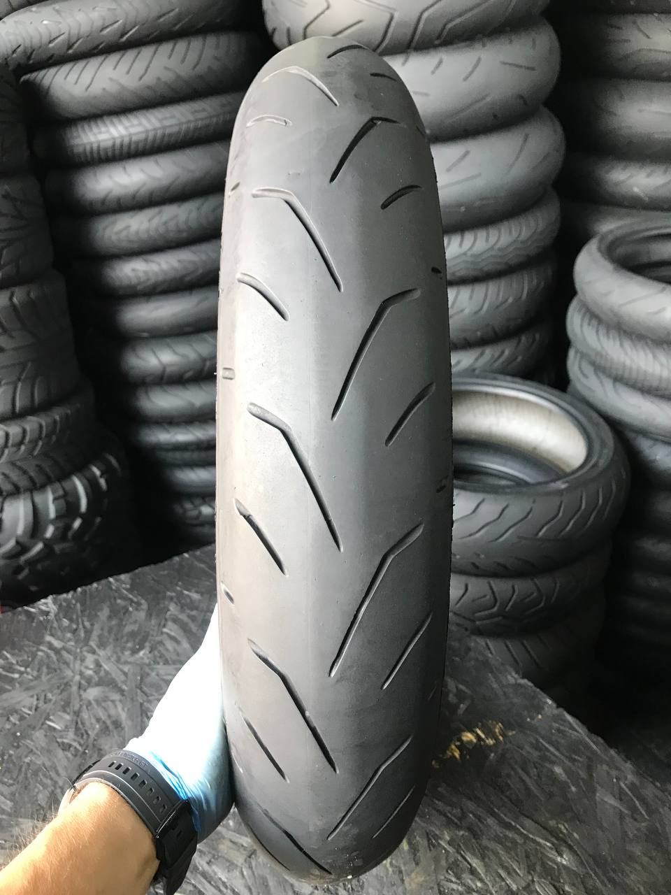 110/70 R17 Bridgestone Battlax Hypersport S20F