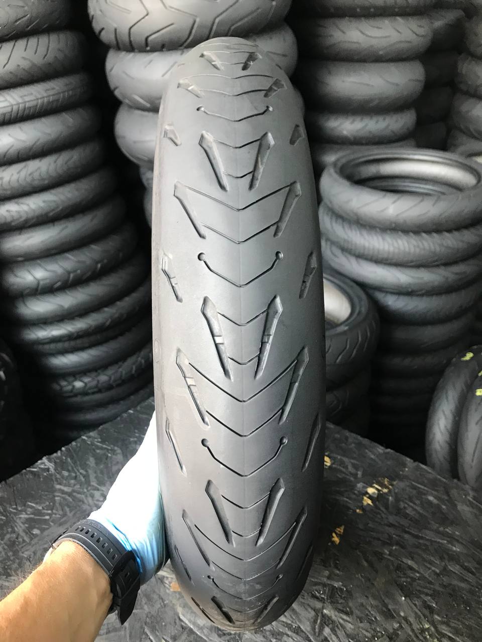 120/70 R17 Michelin Road 5