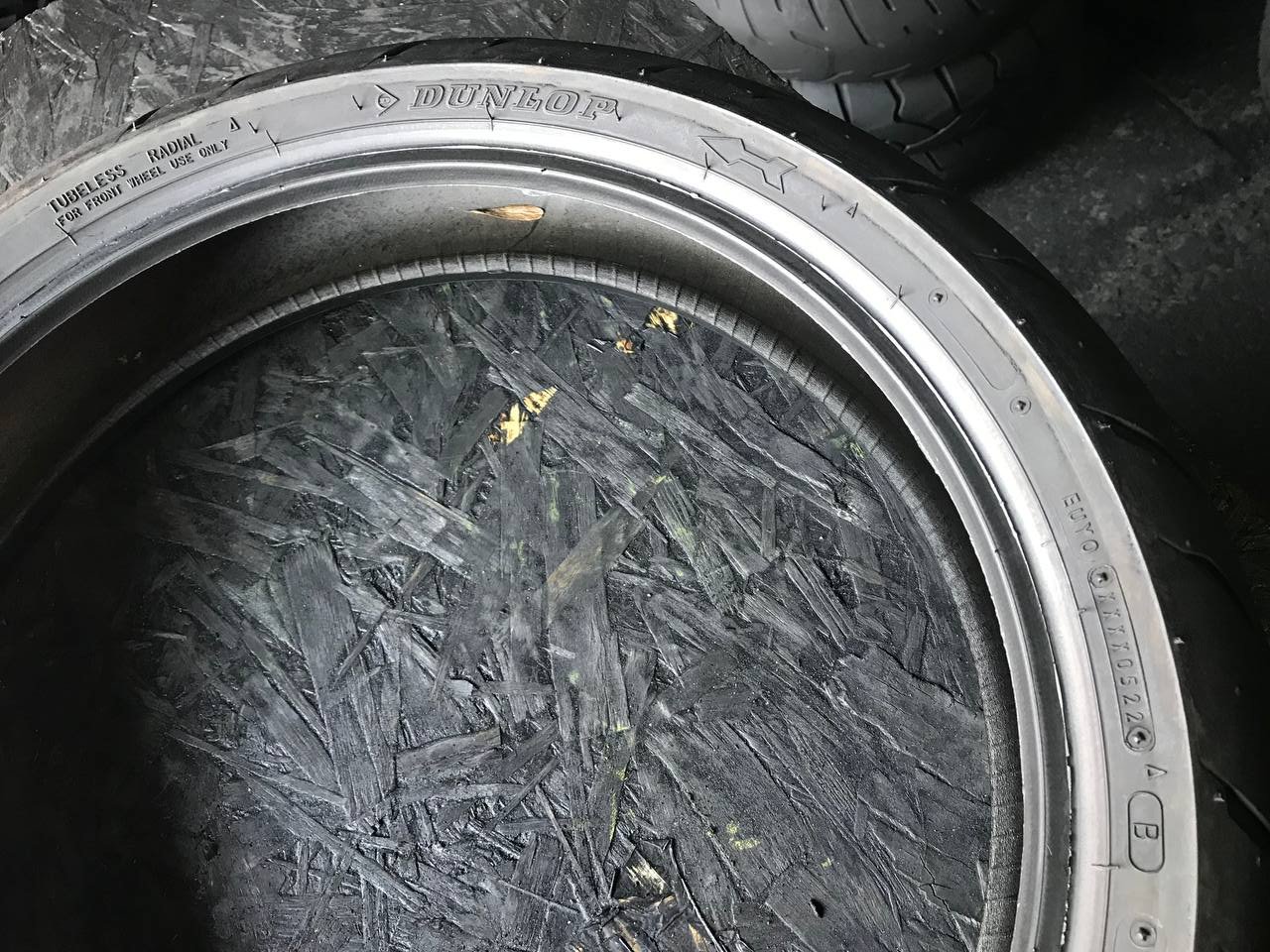 120/70 R17 Dunlop Sportmax GPR 300F