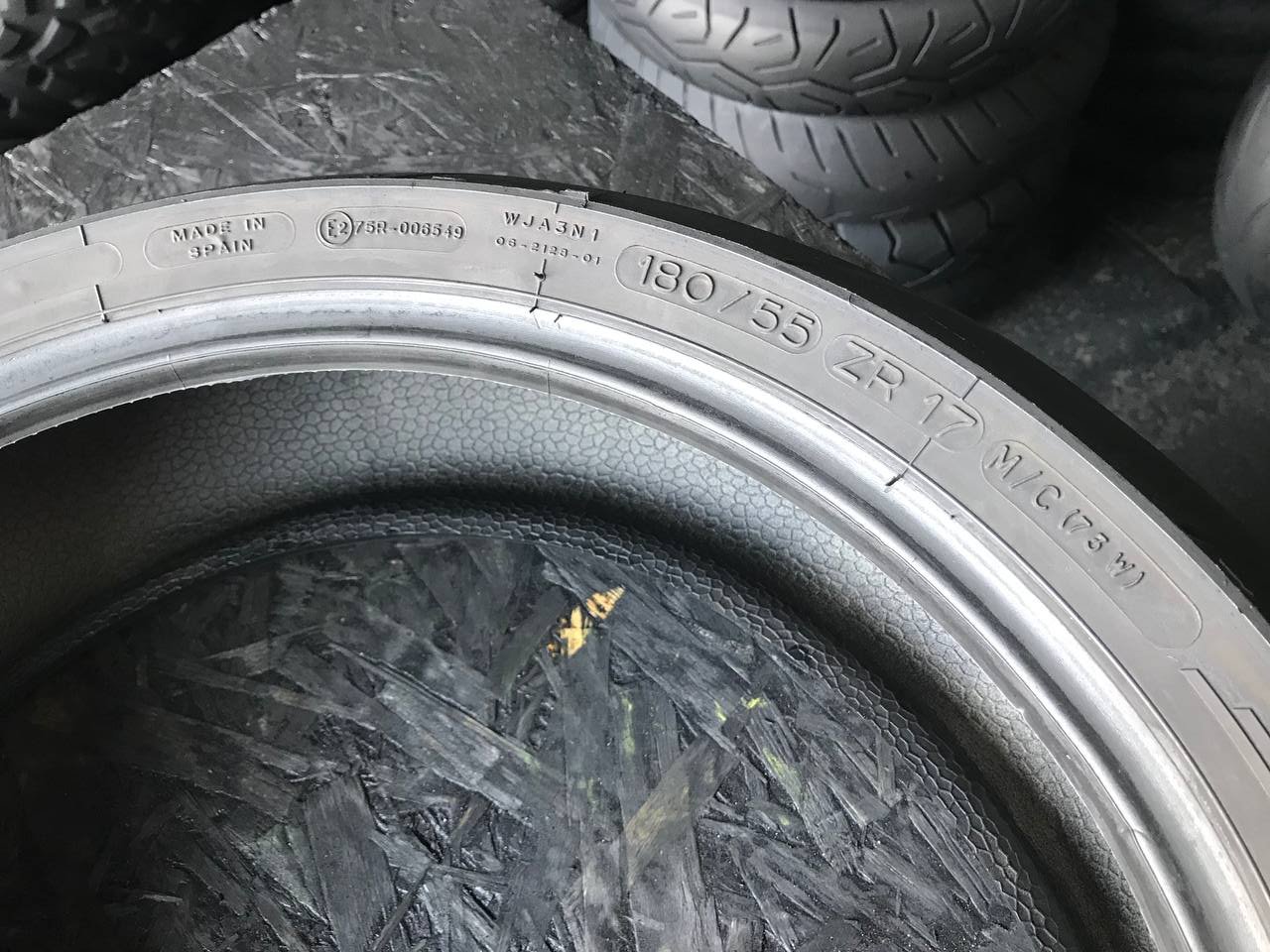 180/55 R17 Michelin Pilot Power 2CT
