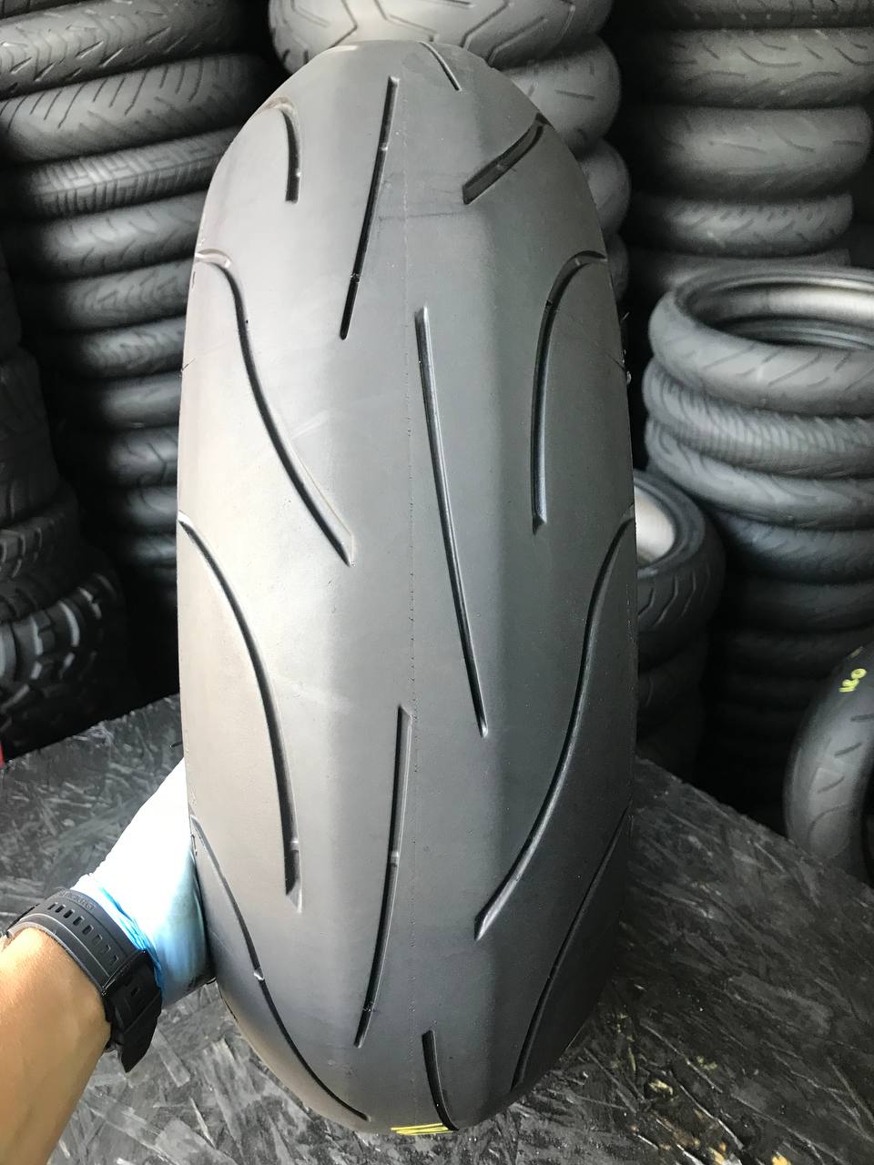 180/55 R17 Michelin Pilot Power 2CT